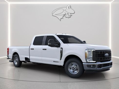 New 2025 Ford F250 XL w/ XL Chrome Package RWD image 19