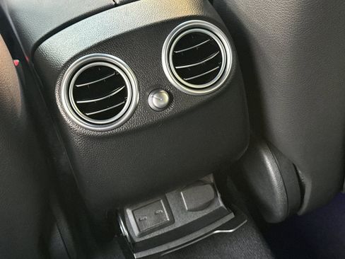 Certified 2022 Mercedes-Benz GLC 300 image 29