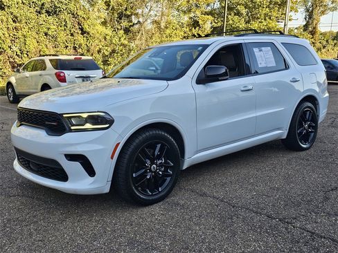 Used 2024 Dodge Durango GT image 7