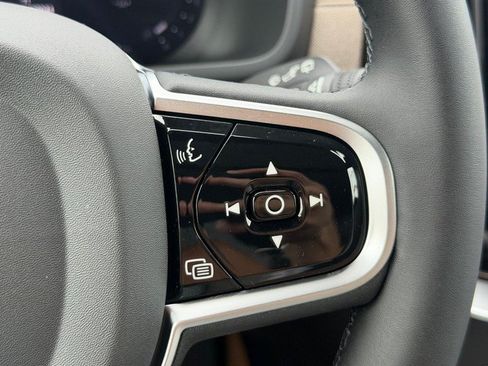 New 2026 Volvo XC90 B5 Core AWD/4WD image 12