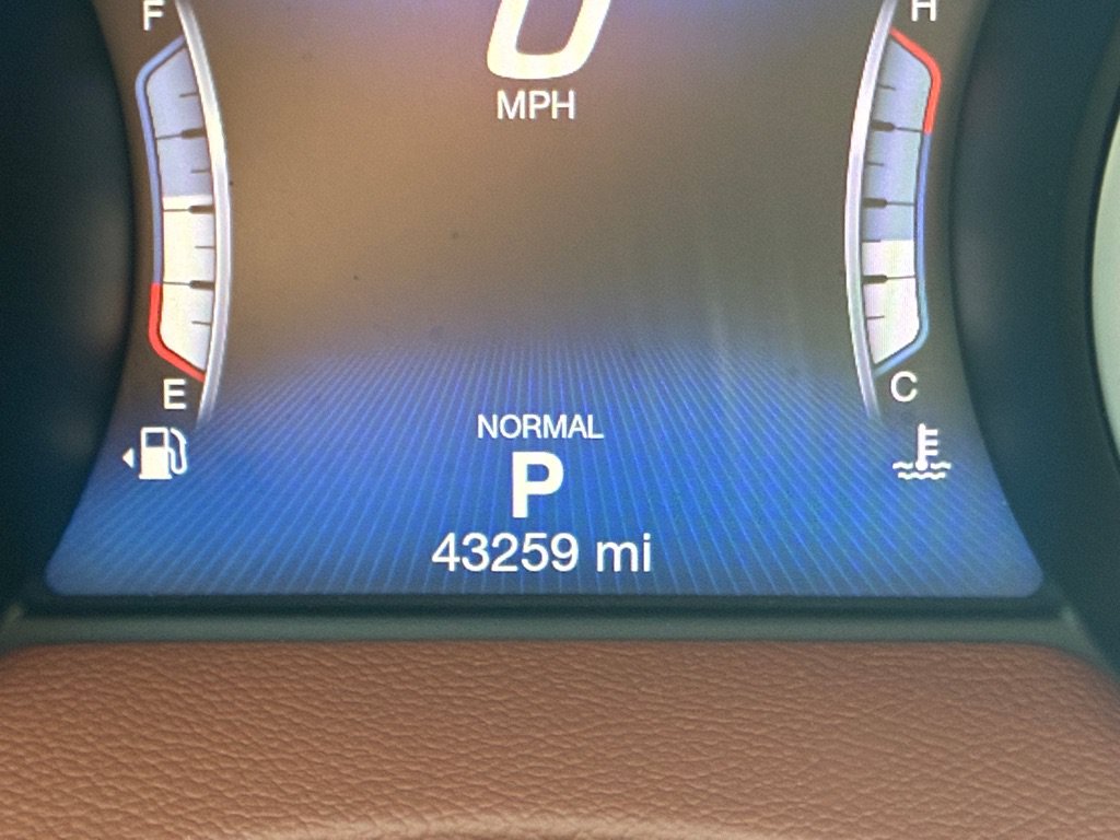 Used 2019 Maserati Levante AWD/4WD image 37