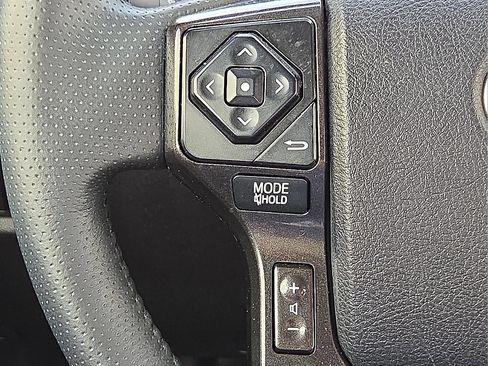 Used 2019 Toyota 4Runner TRD Off-Road Premium image 21