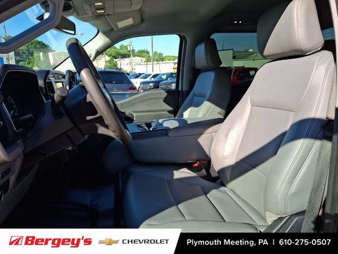Used 2022 Ford F150 XL w/ Equipment Group 101A High AWD/4WD image 16