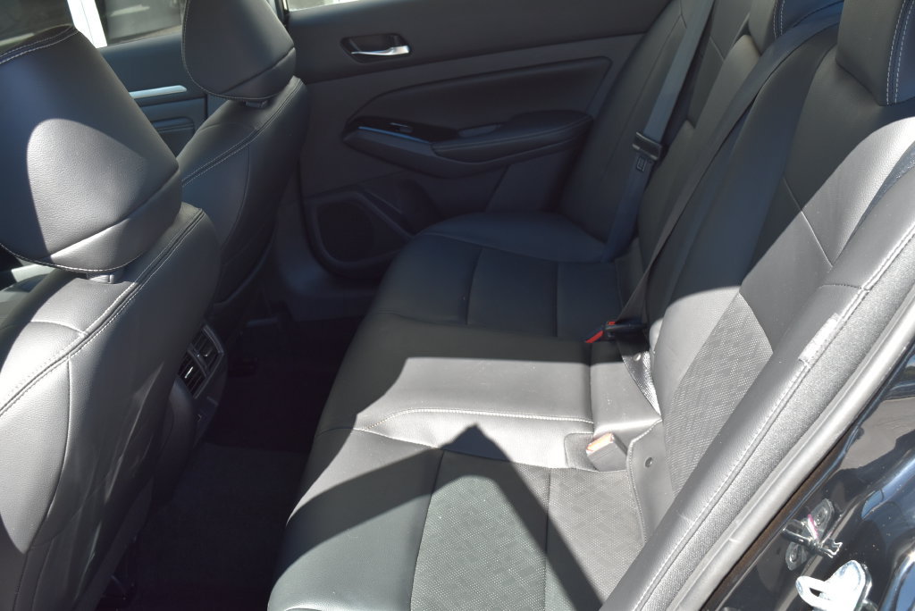 Used 2023 Nissan Altima 2.5 SL AWD/4WD image 10