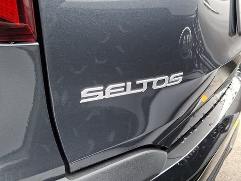Used 2024 Kia Seltos S AWD/4WD image 13