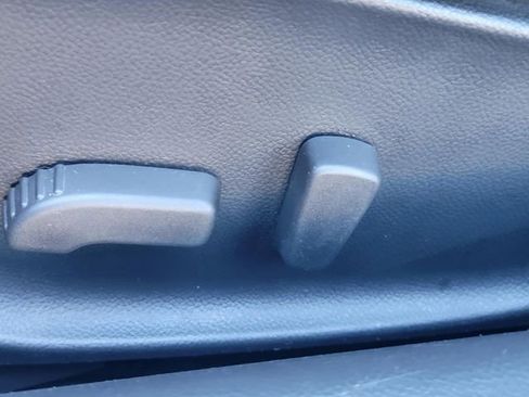 Used 2013 INFINITI G37 x w/ Premium Pkg image 35