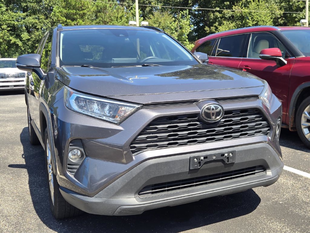 Used 2021 Toyota RAV4 XLE Premium FWD image 2