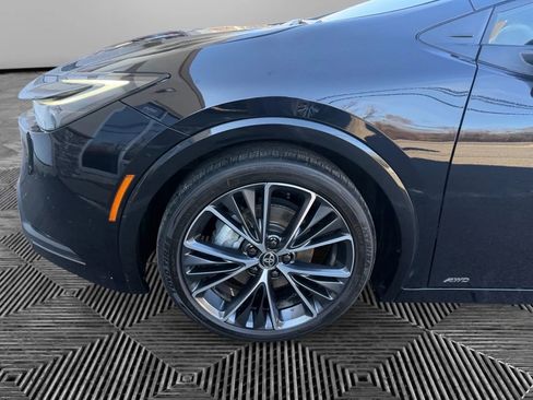 Used 2024 Toyota Prius XLE image 14