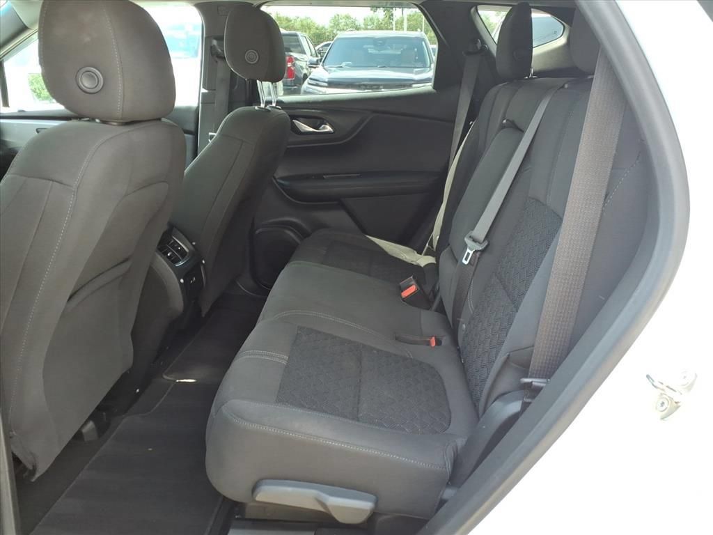 Used 2019 Chevrolet Blazer LT FWD image 17