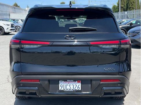 Used 2025 INFINITI QX60 Luxe w/ Black Edition FWD image 4