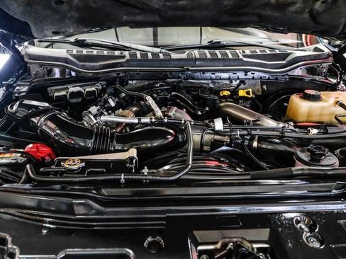 Used 2019 Ford F250 Platinum w/ Platinum Ultimate Package image 8