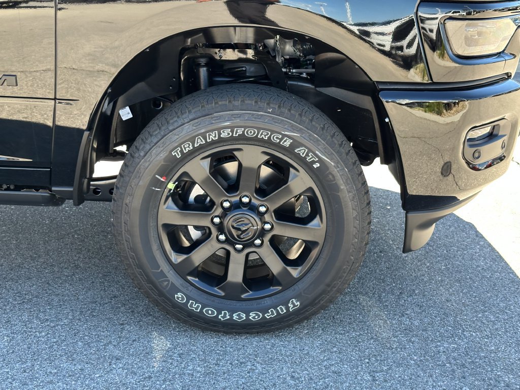 New 2026 RAM 2500 Laramie AWD/4WD image 7