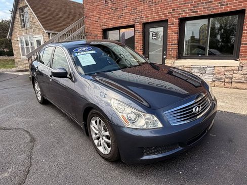 Used 2009 INFINITI G37 x Sedan w/ Premium Pkg AWD/4WD image 2