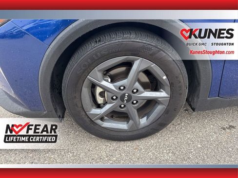 Used 2025 Kia K4 FWD image 16