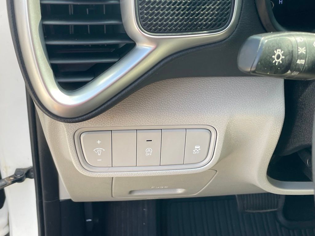 Used 2020 Kia Soul LX FWD image 12