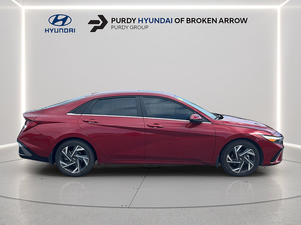 Certified 2024 Hyundai Elantra Limited FWD image 8