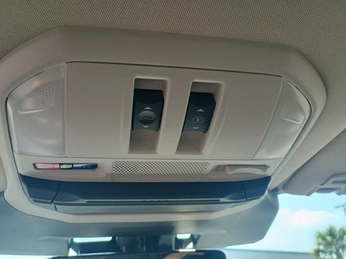 New 2026 Subaru Ascent Limited image 24