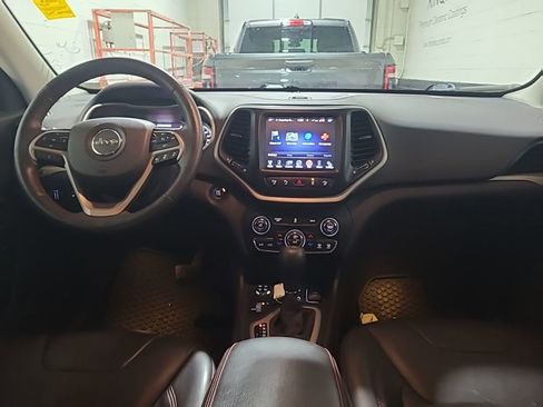Used 2014 Jeep Cherokee Trailhawk w/ Technology Group image 7