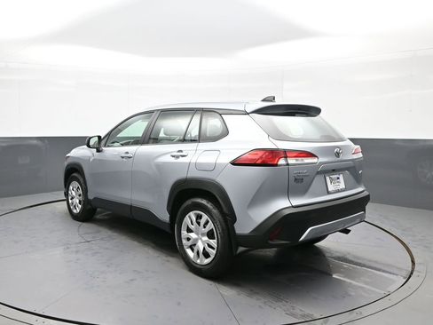 Certified 2024 Toyota Corolla Cross L image 8