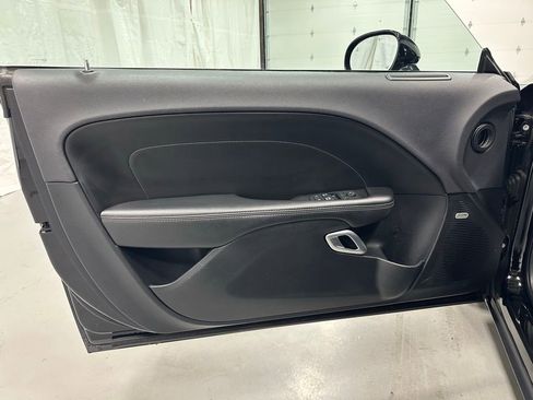 Used 2017 Dodge Challenger GT w/ Driver Convenience Group AWD/4WD image 8