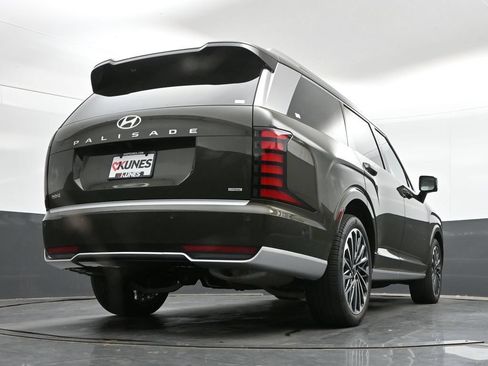 Certified 2026 Hyundai Palisade Calligraphy AWD/4WD image 42