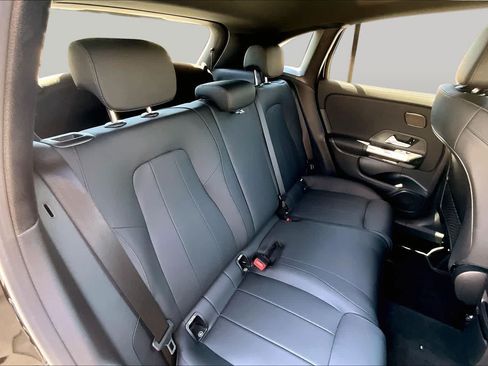 Certified 2025 Mercedes-Benz GLA 250 image 20