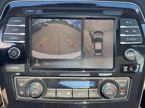 Used 2021 Nissan Maxima Platinum w/ Sport Mat Group image 18