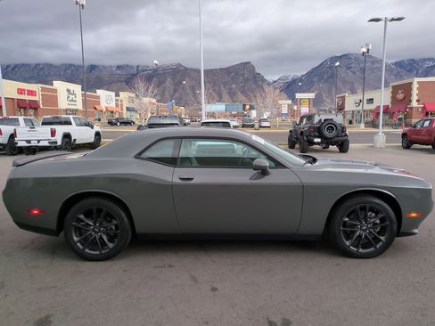 Used 2023 Dodge Challenger SXT w/ Plus Package image 2