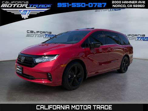 Used 2024 Honda Odyssey Sport image 1