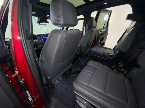 Used 2026 Chevrolet Tahoe RST w/ Comfort Package AWD/4WD image 29