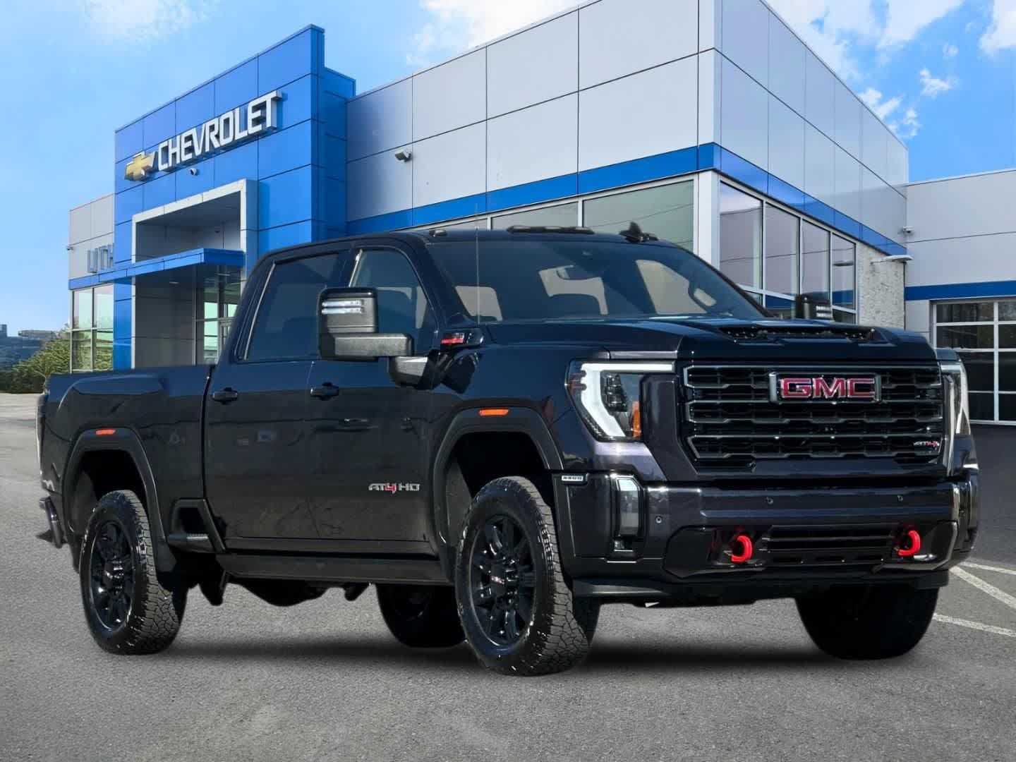 Used 2024 GMC Sierra 3500 AT4 w/ AT4 Premium Plus Package AWD/4WD image 9