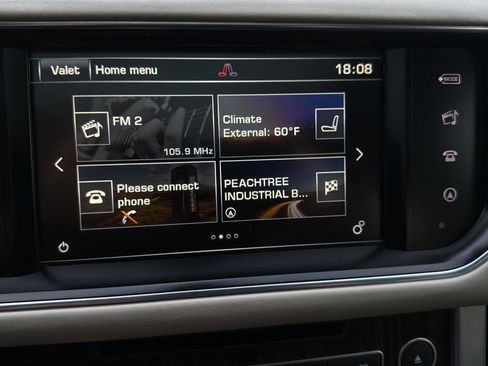 Used 2016 Land Rover Range Rover HSE image 24