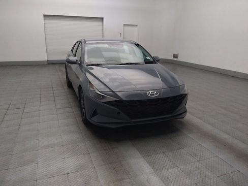 Used 2022 Hyundai Elantra SEL image 13