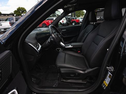 Used 2023 BMW X1 xDrive28i image 14