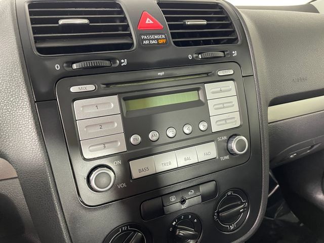 Used 2007 Volkswagen Rabbit 2-Door FWD image 7