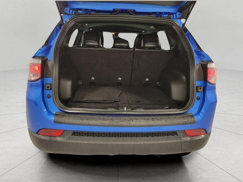 Used 2025 Jeep Compass Limited AWD/4WD image 43