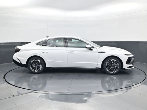 New 2026 Hyundai Sonata SEL image 4