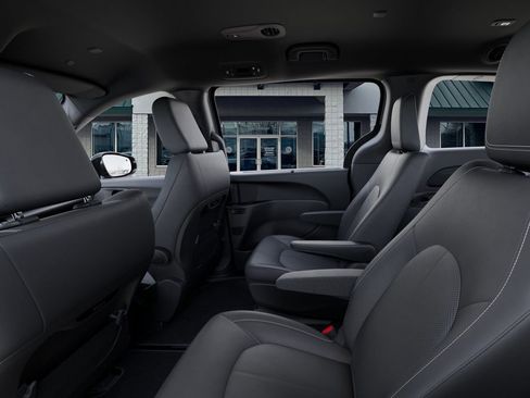 New 2026 Chrysler Voyager LX image 23