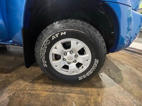 Used 2005 Toyota Tacoma 4x4 Double Cab image 35