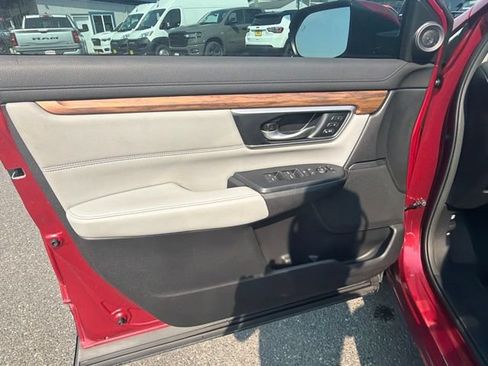 Used 2022 Honda CR-V Touring image 16