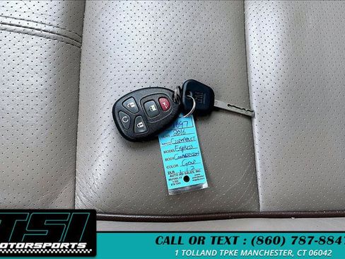 Used 2016 Chevrolet Express 2500 RWD image 11