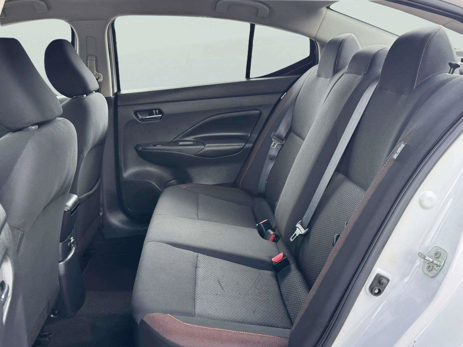 Used 2021 Nissan Versa SR w/ Convenience Package FWD image 29