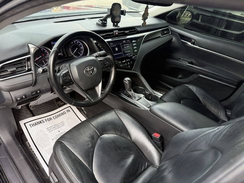 Used 2018 Toyota Camry SE w/ Audio Package FWD image 14