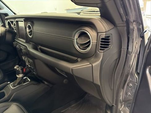 Used 2021 Jeep Wrangler Unlimited Sahara w/ Uconnect 4C Nav & Sound Group image 37