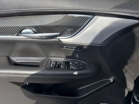 Used 2022 Cadillac XT6 Sport AWD/4WD image 20