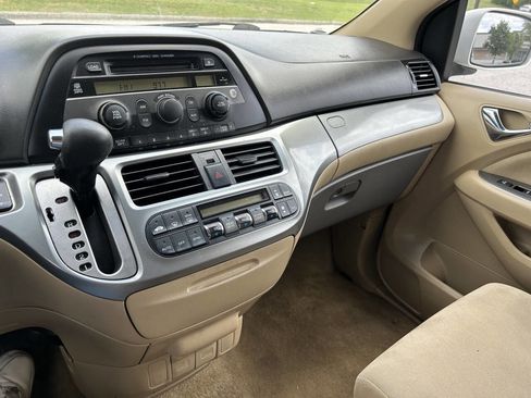 Used 2010 Honda Odyssey EX image 15