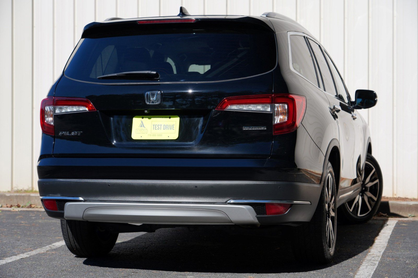 Used 2020 Honda Pilot Touring image 4