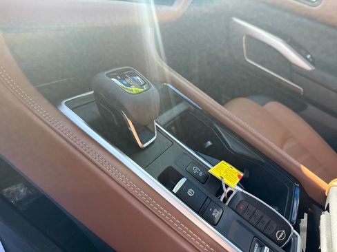 Used 2024 Nissan Pathfinder Platinum w/ Black Appearance Package image 29