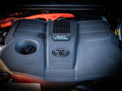 Used 2024 Toyota Tundra 1794 Edition image 28