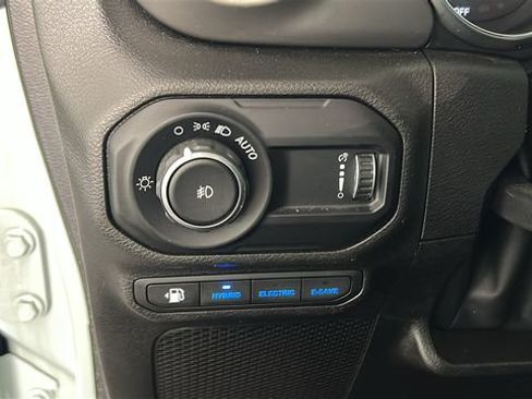 Used 2023 Jeep Wrangler Unlimited w/ Cold Weather Group AWD/4WD image 18